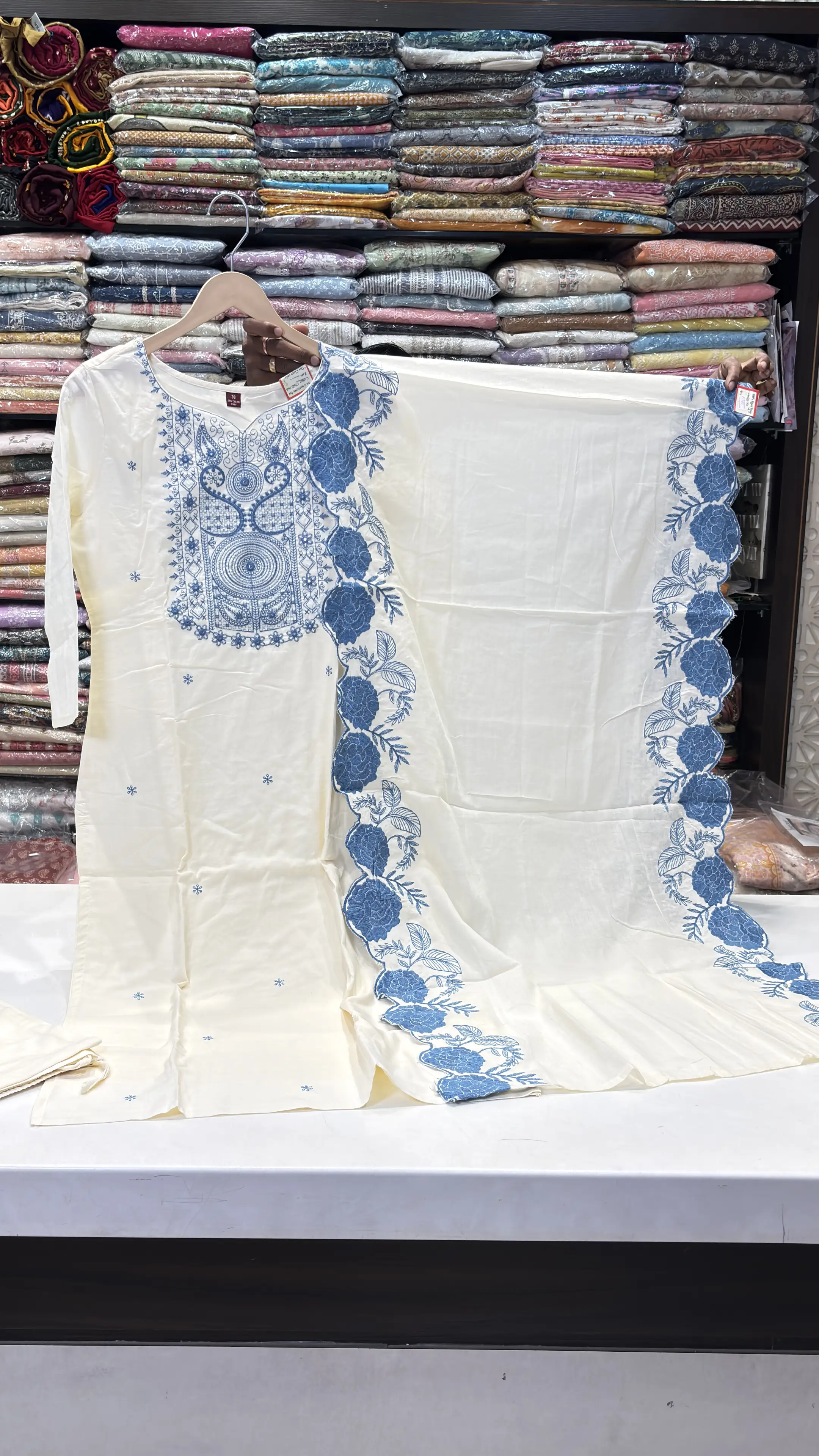 Embellished Kurti Set